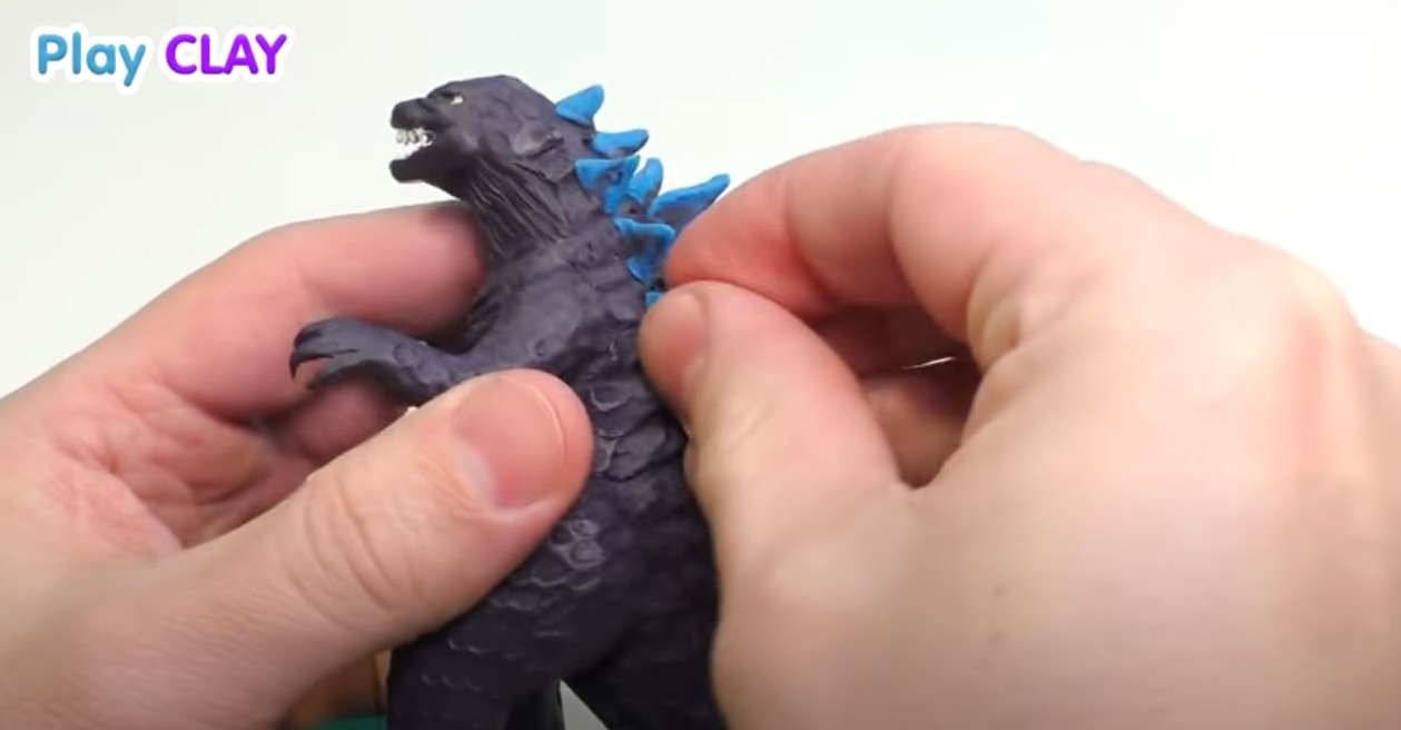 Making Godzilla from Clay Tutorial